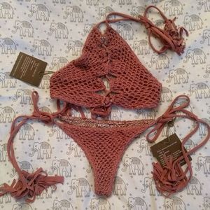 acacia crochet lipstick set small